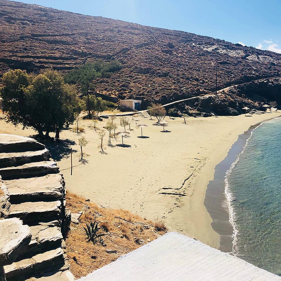 Ysternia Bay